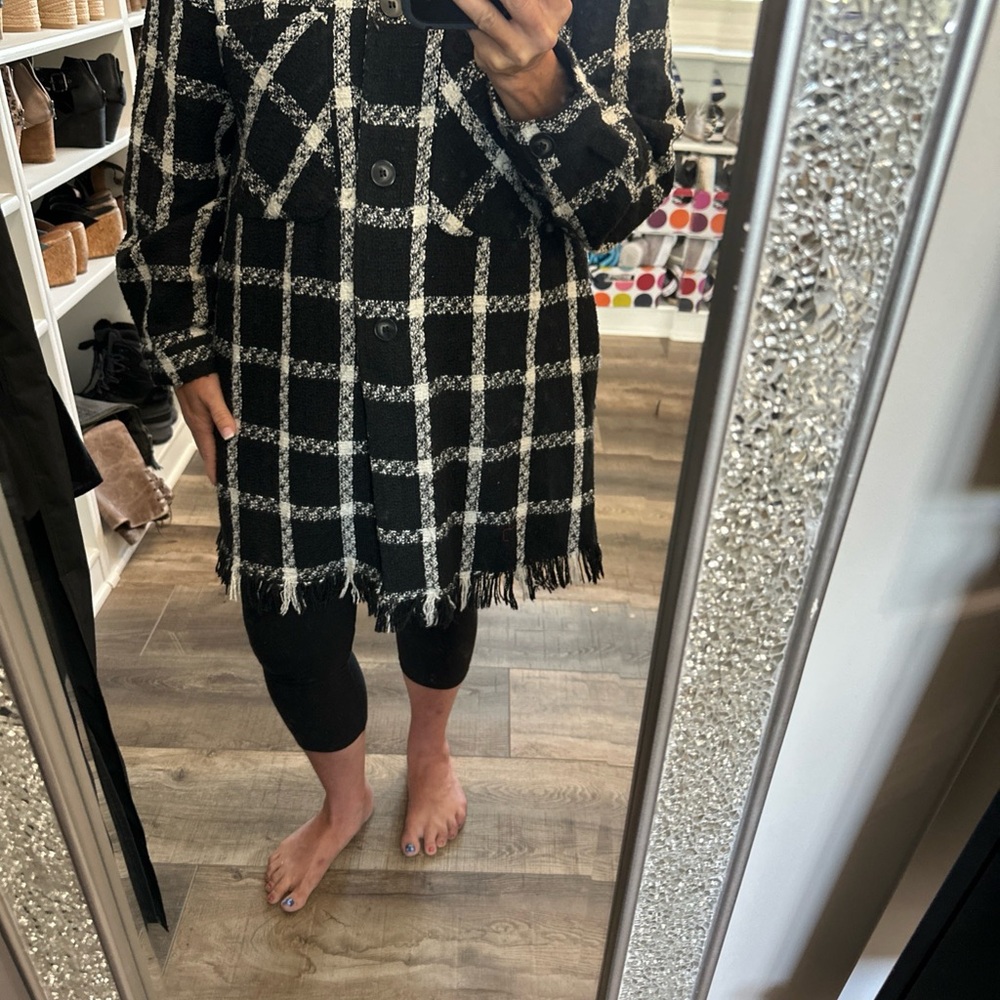 Primos Black and White Plaid Fringe Coat large L